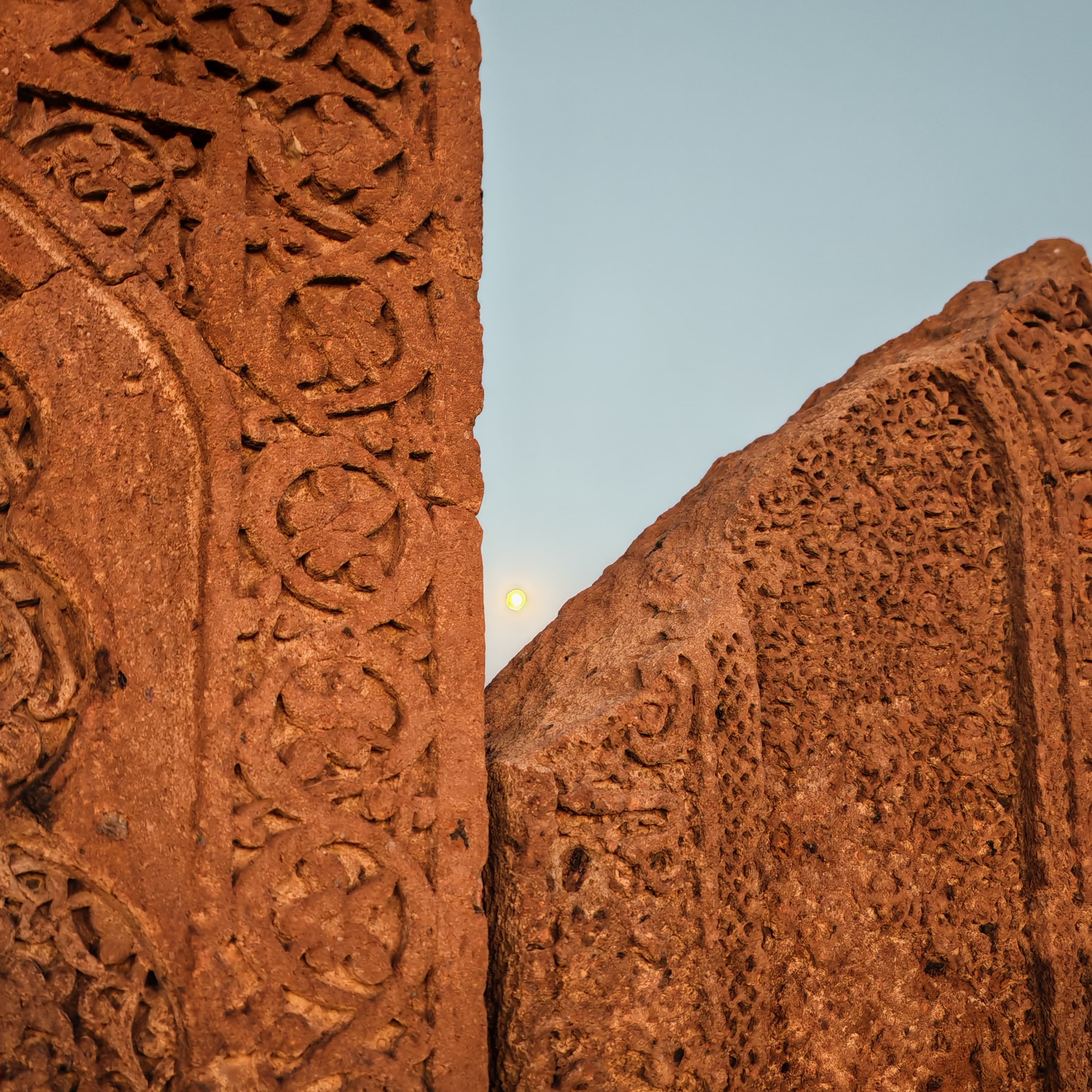 Ahlat Taşında Bezeme Ayrıntısı